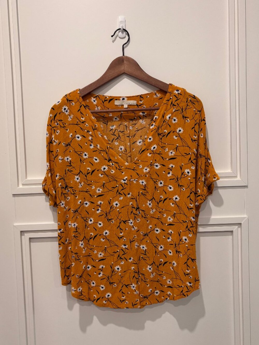 Flattering yellow flowered shirt